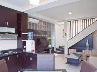 Sri Ratu Boutique Hotel And Villas Legian  Exterior photo